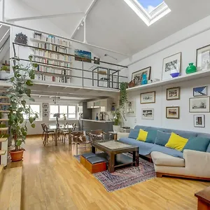 Super Loft Overtop Paris