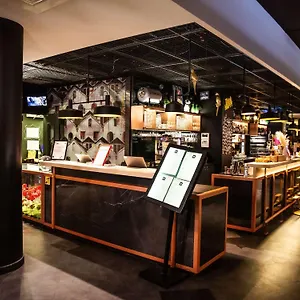 Ibis Bercy Village Hotel 3*