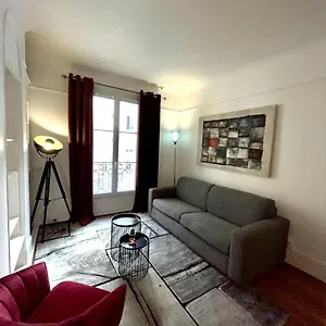 Apartment Center Trocadero *