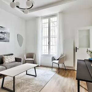 Marais Elegence - Two Bedrooms Apartment *