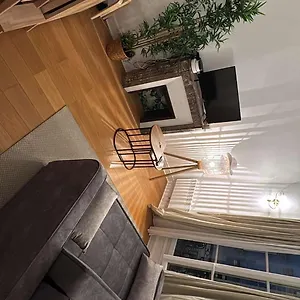Apartment 16