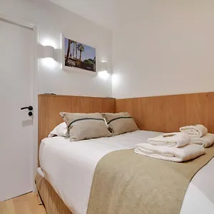 Charming - 16th District - Mobility Lease Apartment *
