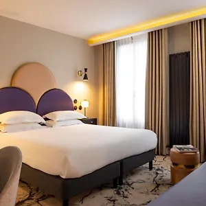 Mondial Hotel Paris