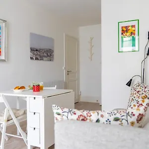 Apartmán Cosy Metro 14, 13