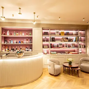 Foch Hotel