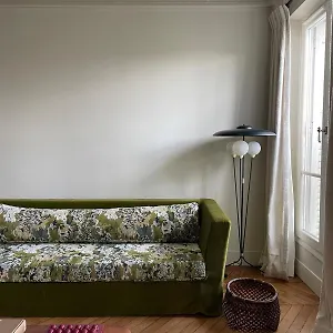L'atelier 35 With View Of Montmartre Paris