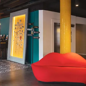Hotel Mercure Gare Montparnasse 4*