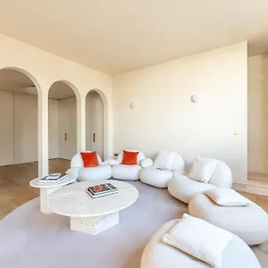Apartment Lease Mobility L Champs-elysee & Eiffel View L Triplex 2br & Rooftop Paris