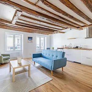 Apartment Typical Parisian Flat - Le Marais - Musee Picasso Paris