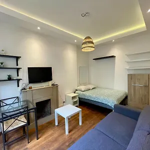 Auteuil Suchet Apartment Paris