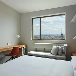 Hyatt Regency Etoile 4*