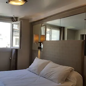 Pratic Hotel 2*