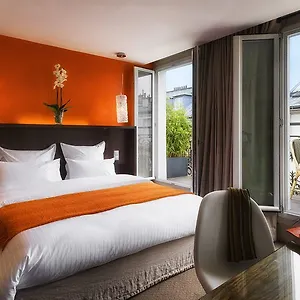 B Montmartre 4*