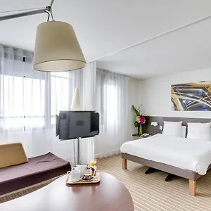Novotel Montreuil Vincennes Париж