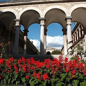 Hotel Hospitel Dieu *