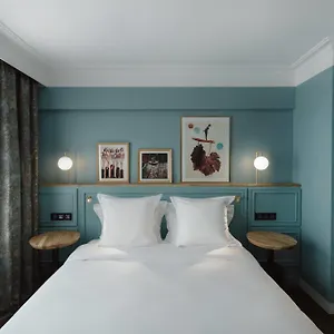 Hotel Le Pierre Paris