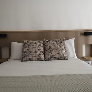 Amhotel Italie Aparthotel 2*
