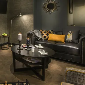 Hotel International