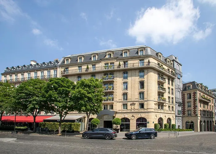 Photo de Hôtel Barrière Fouquet's Paris