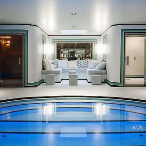 Hotel Eiffel Blomet Parijs