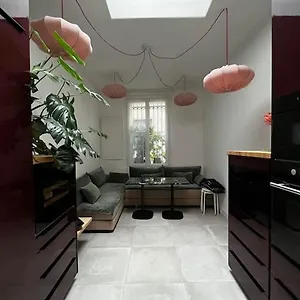 Apartment Avec Cachet Arc-de-triomphe Paris