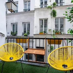 Apartment Vertus - Cozy In The Marais Neighborhood *