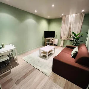 Apartment 8 Centre Paris
