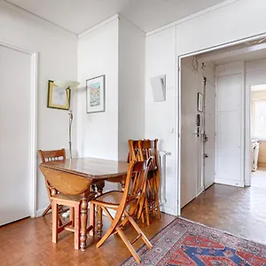 Cosy Flat In The Heart Of 5p Paris