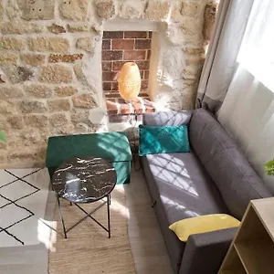 Apartment Charming Loft In The Heart Of