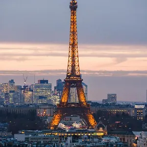 Luxury 75m2 With Eiffel Tower View, 1 Min Metro, Parking Apartment *
