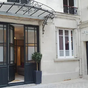 Saint Germain Cosy Apartment