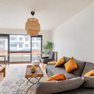 Apartment Quartier Saint Ambroise *