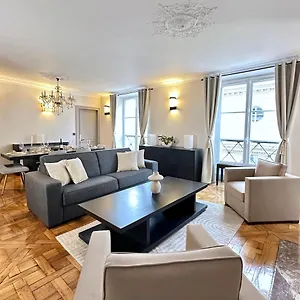 Saint-germain-des-pres Sumptuous Apartment *