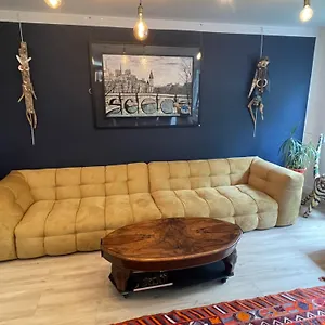 Style Galerie D'art Avec Parking * Paris