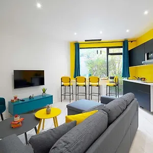 Agreable 2 Piece Au Coeur De 17 Arrondissement Apartment Paris