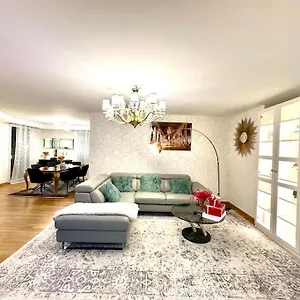 Apartment Luxury House Porte Versailles Eiffel Paris