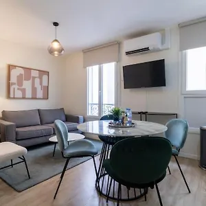 Apartment B1#two Bedrooms#champs Elysees#arc De Triomphe#ac