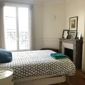 2 Pieces Lumineux Avec Balcon Filant