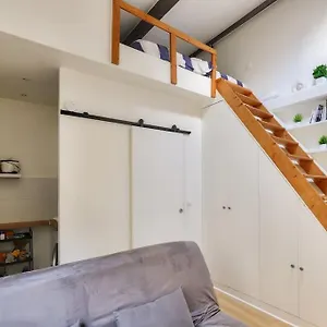 Appartement Studio Lumineux Proche De La Place D'italie Paris