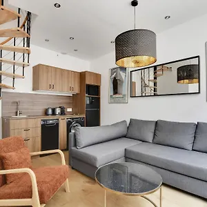 Pick A Flat's In Montmartre - Rue Des