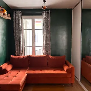 Apartment Art House Bastille 2 Bed W Balcony, 11eme Super Trendy Neighbourhood