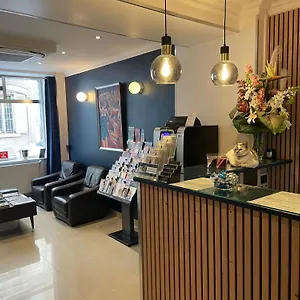 Hotel Mary's Republique 2*