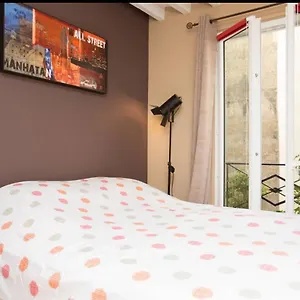 In The Heart Of Homestay Paris