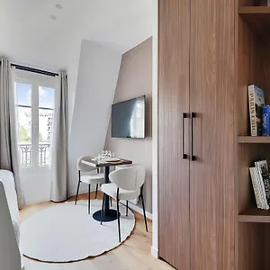Holiday home Bright And Modern - 2p - Passy Paris