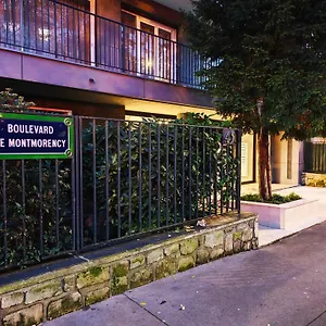 Montmorency Apartment *