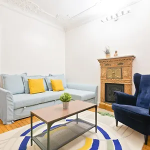 Superb Quartier Pantheon 4 Free Netflix *