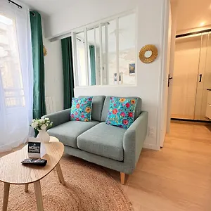 Moret Art Flats Trendy East Aparthotel Paris