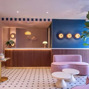 Hotel Mercure Pigalle Sacre Coeur 4*