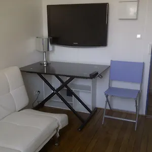 Bed & Breakfast Single Arc De Triomphe *