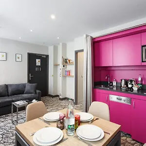 Serotel Opera 4*